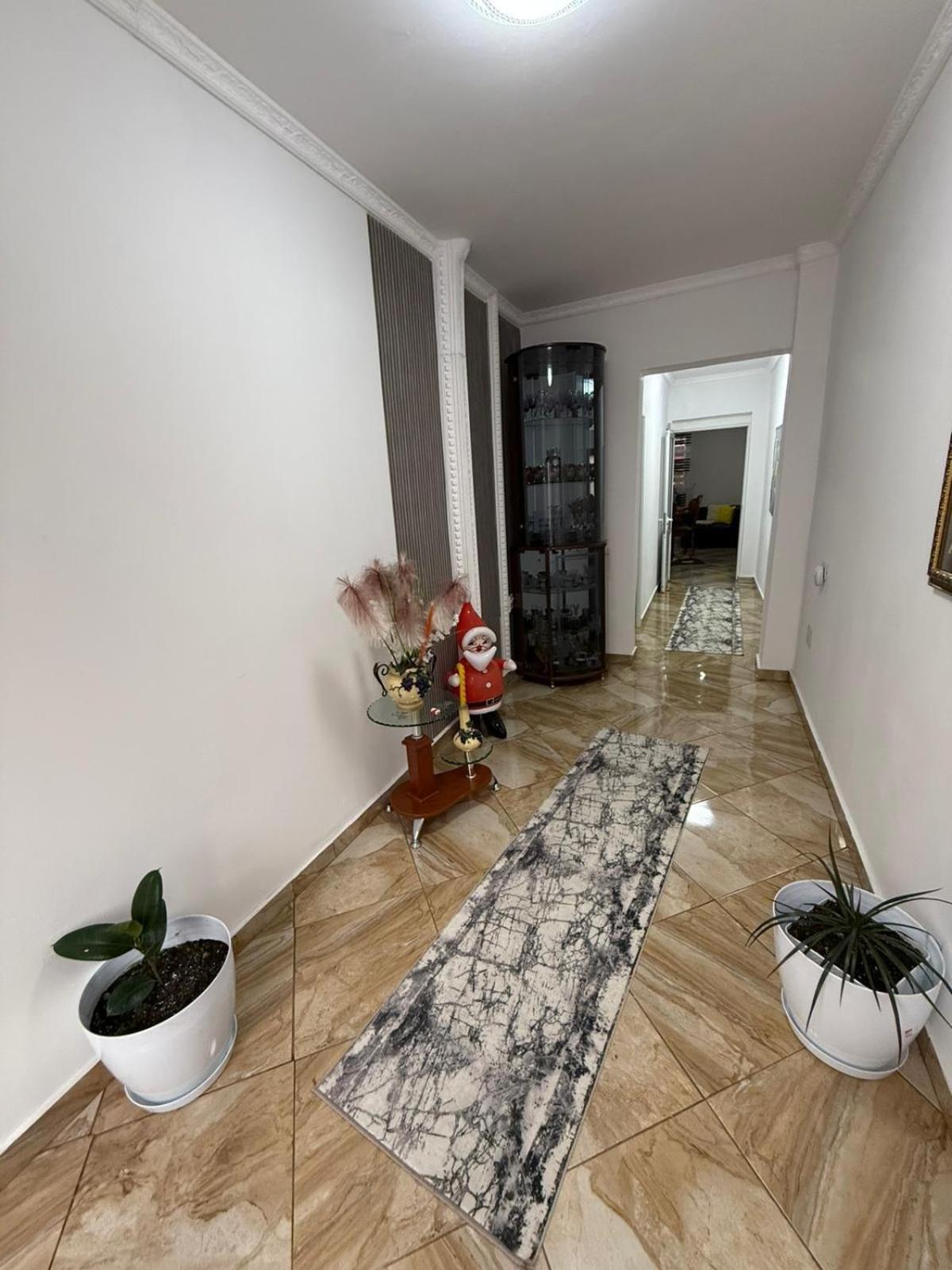 Guesthouse Albi ベラト エクステリア 写真